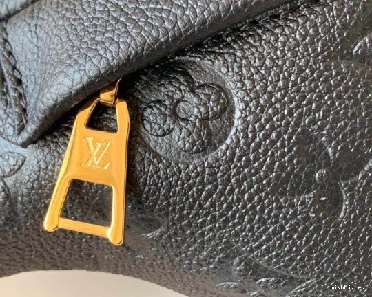 WIS VUITTON EXCHANELUSIVE EMPREINTE LOUIS DIGITAL - PRELAUNCH MONOGRAM BUMBAG 0718